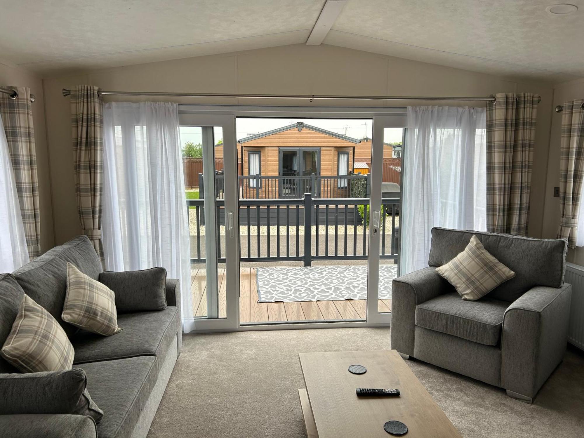 Kingfisher Lodge Long Acre Holiday Park Evesham Ngoại thất bức ảnh