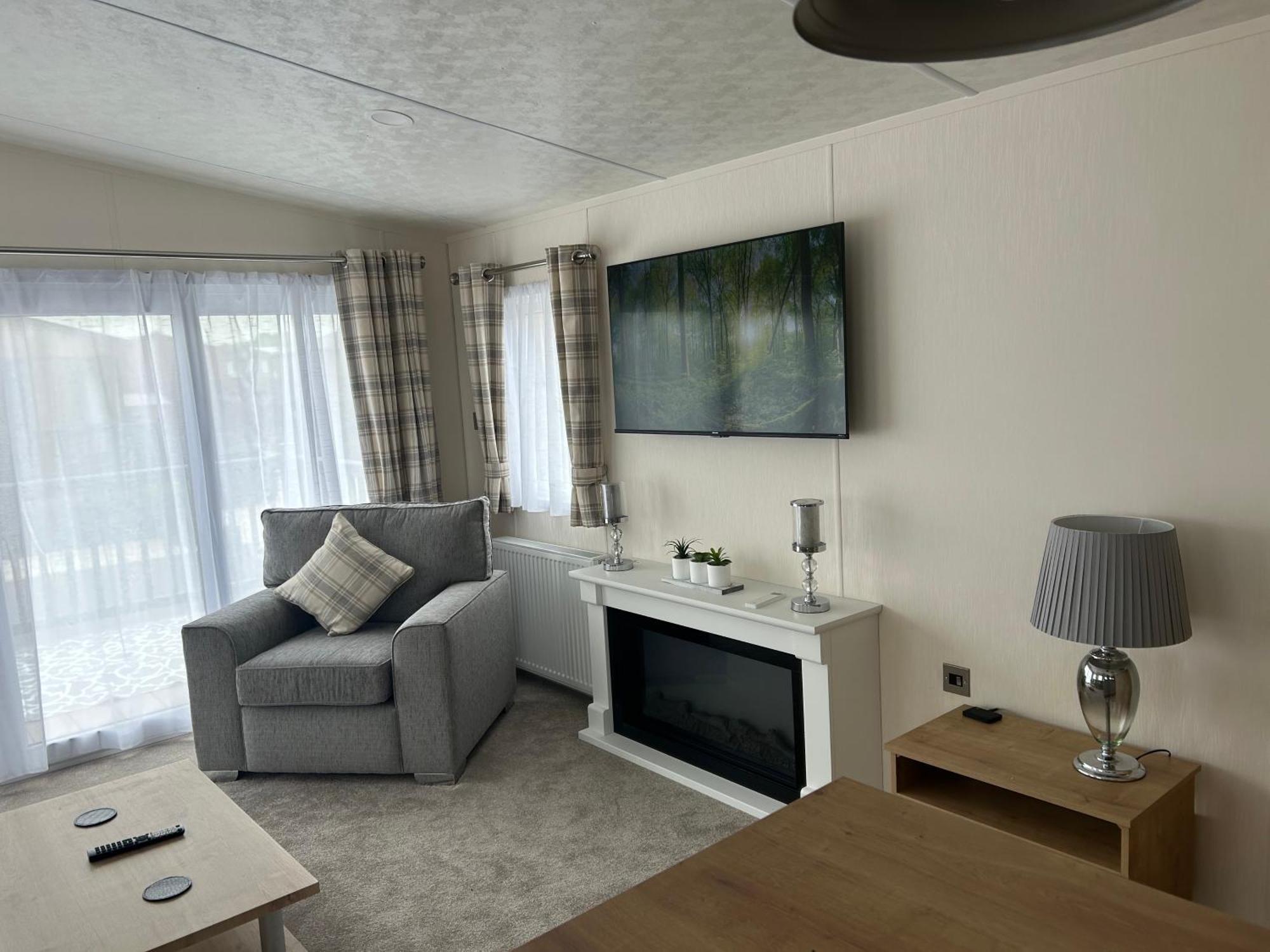 Kingfisher Lodge Long Acre Holiday Park Evesham Ngoại thất bức ảnh